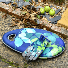 'Under the Canopy' Women's Gardening Gloves by Burgon & Ball