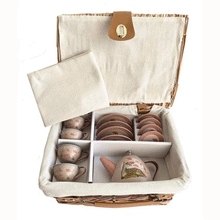 Egmont Toys – Fawn Tin Tea Set in Wicker Basket Interior