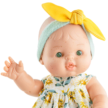 Paola Reina Gordis Doll - Ana Close Up
