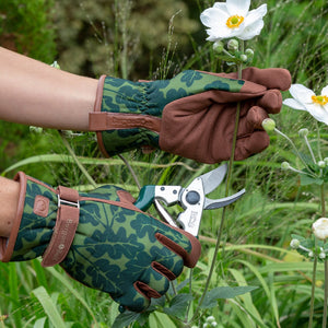 Women's Moss Oak Leaf Gardening Gloves by Burgon & Ball